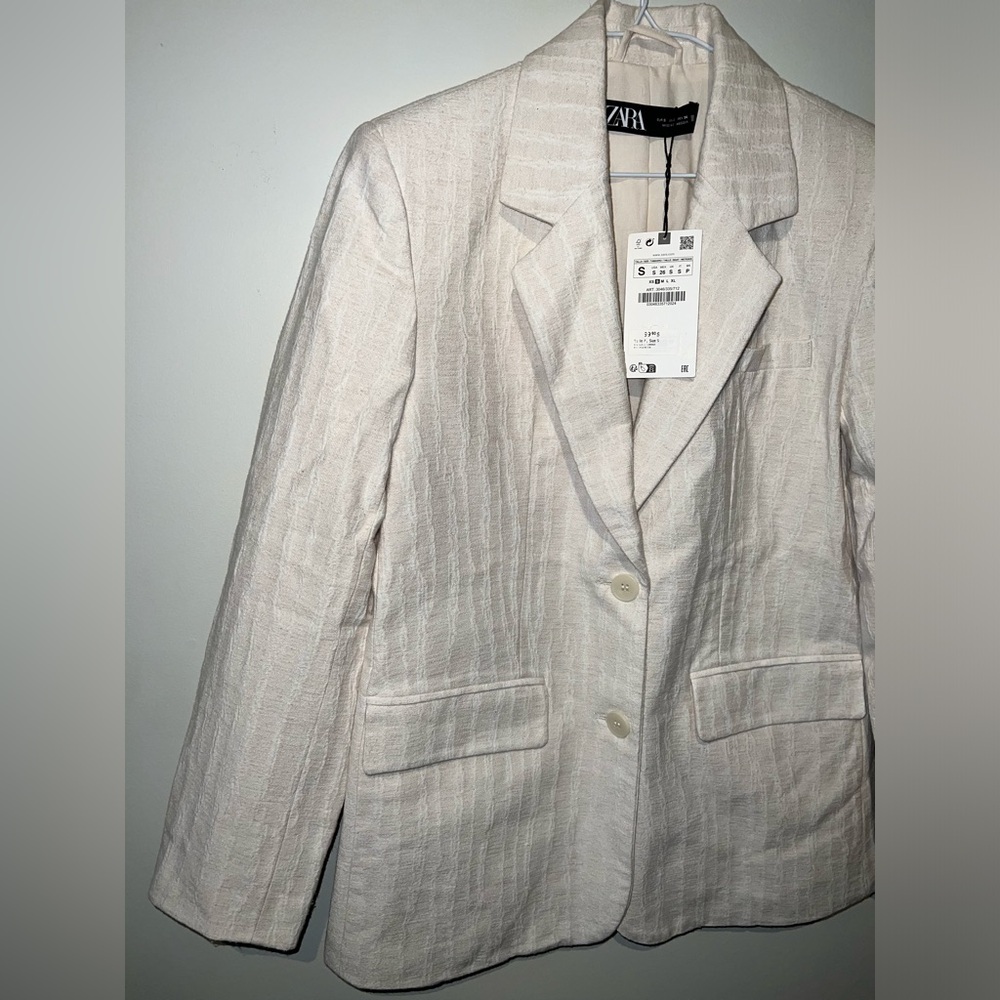 Zara Blazer - Picture 3 of 6